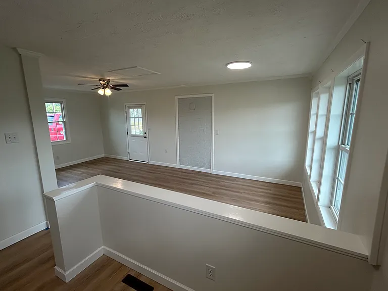 29396 Lanier Dr — Photo 17