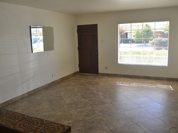 3rd image of 2110 W Catalina Dr