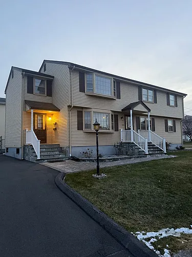 250 Oakland Ave Photo 1