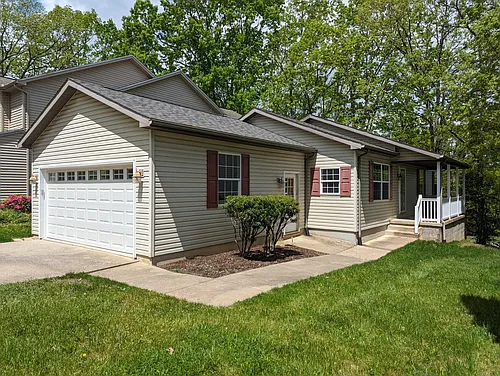 612 Benjamin Ct Photo 1