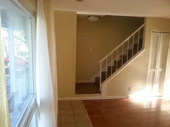 4th image of 4986 Providence Dr