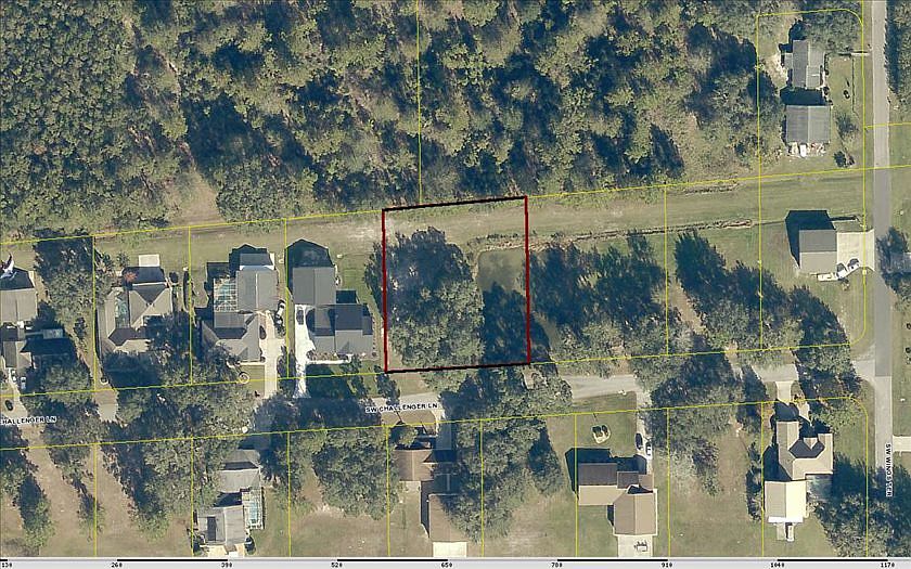 2nd image of 203 SW Challenger Ln