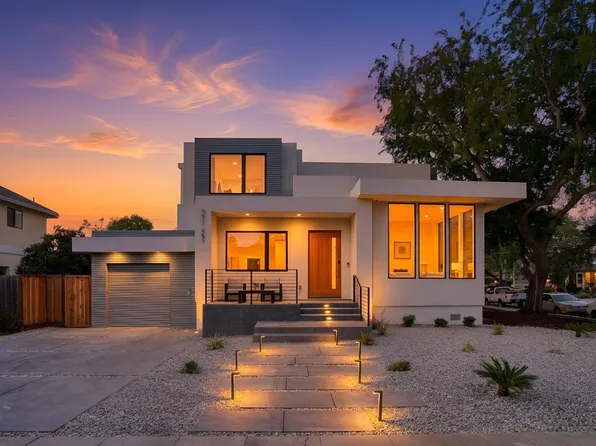 957 Clara Dr, Palo Alto, CA 94303