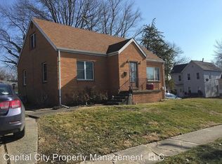 804 S Walnut St, Springfield, IL 62704