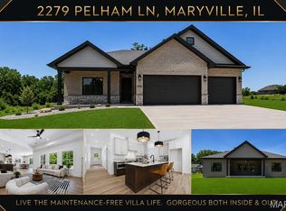 2279 Pelham Ln, Maryville, IL 62062