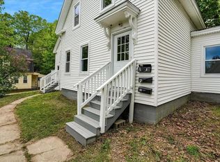 6 Gould Ter APT A, Plymouth, NH 03264