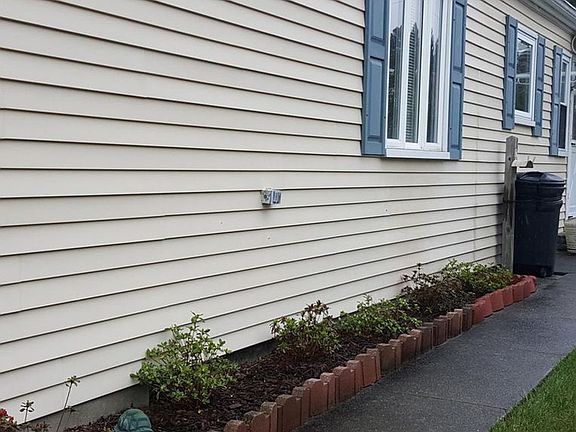 5th image of 36 La Dunette Dr