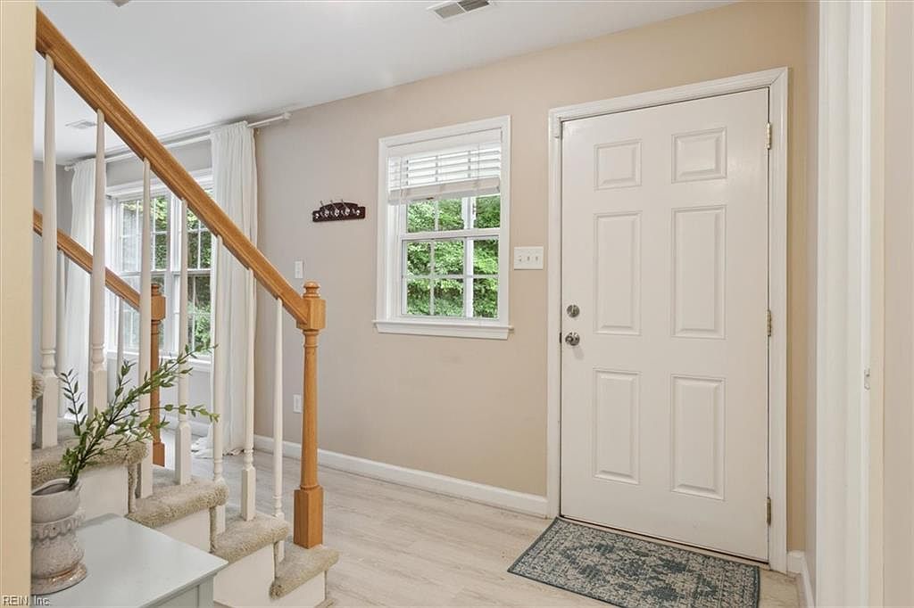 2106 Lakeside Dr, Yorktown, VA 23692 Zillow
