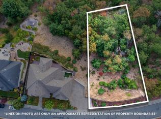 1085 NW Starlite Pl, Grants Pass, OR 97526