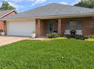 212 Cricklade Ct, Youngsville, LA 70592