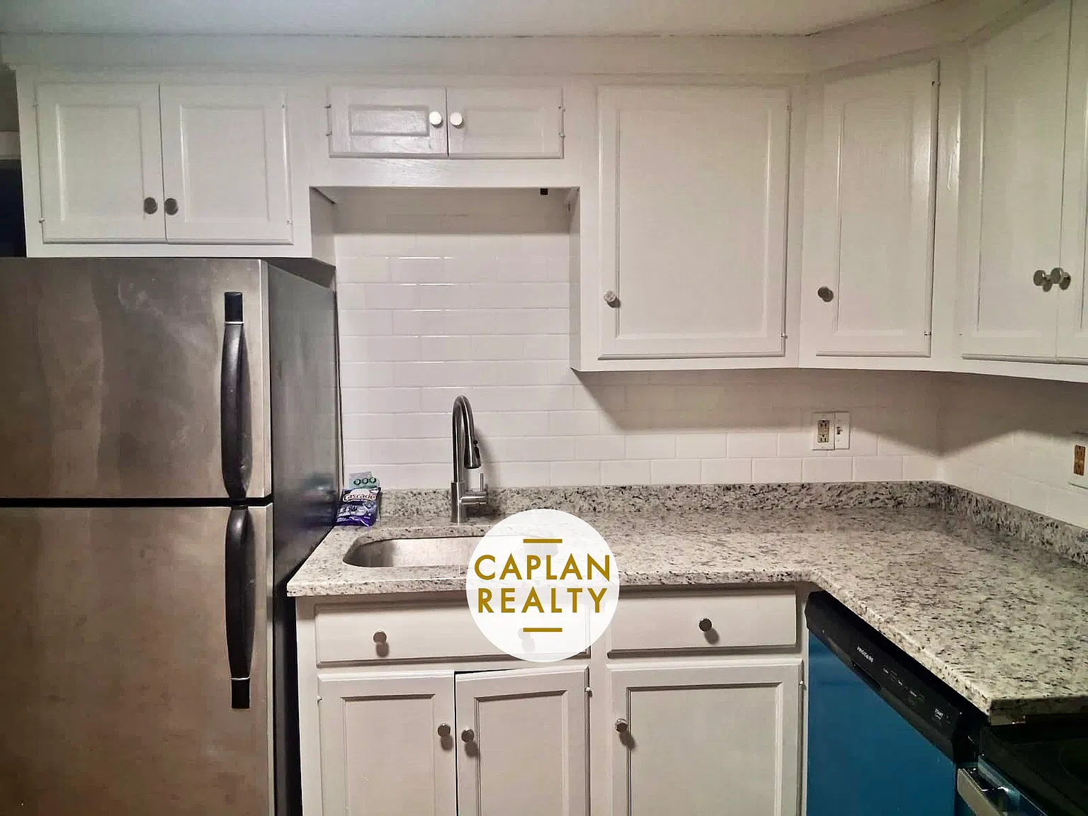 2 bed, 1.5 bath, $2,250 — Photo 3