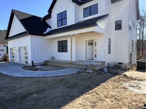 416 Stable Ct, Linden, NC 28305