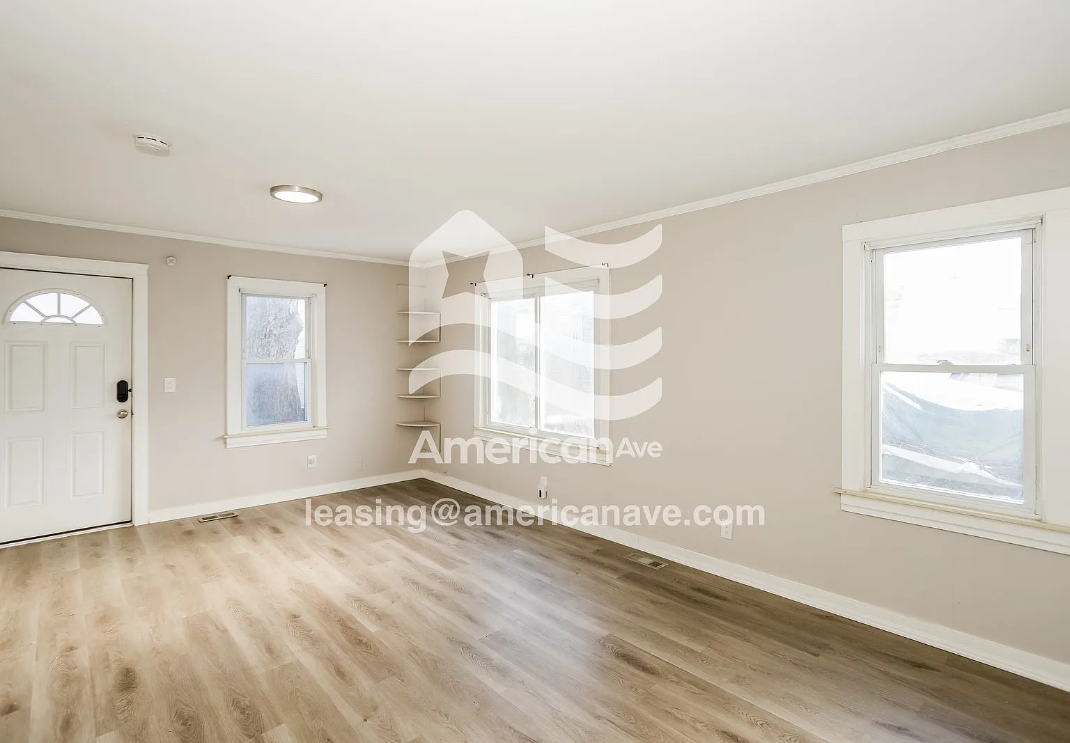 3 bed, 1.0 bath, 942 sqft, $1,497 — Photo 4