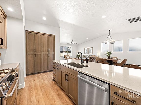 5th image of 7077 S Cascabel Ln