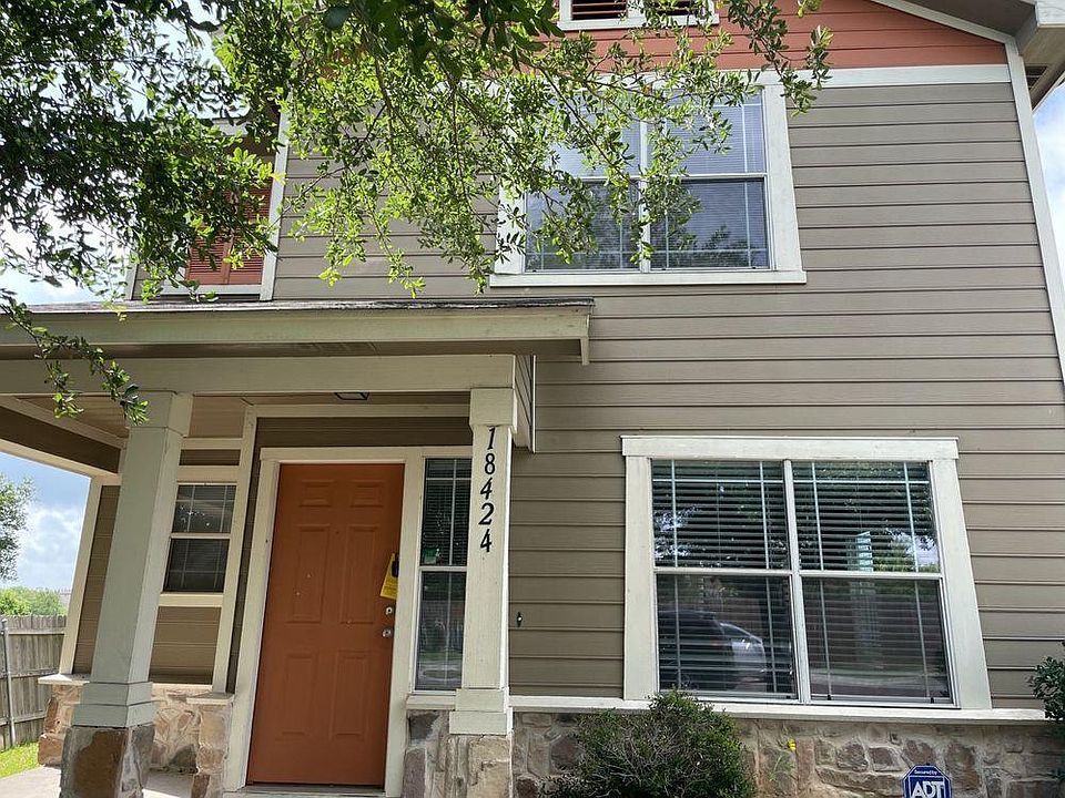 1st image of 18424 Great Valley Dr