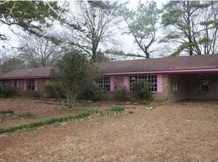 79 Mimosa Dr, Wetumpka, AL 36092