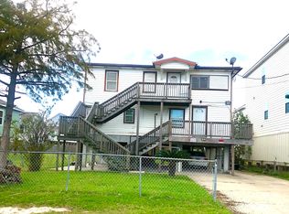 2109 71st St #UP, Galveston, TX 77551