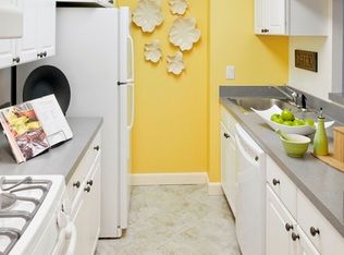 702 Huron Ave, Cambridge, MA 02138