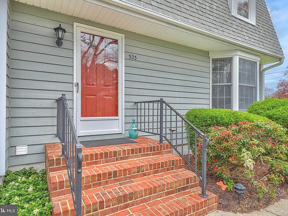 3rd image of 39290 Retreat Dr #323