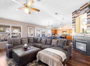 8019 Lynnhaven Pl NW, Albuquerque, NM 87120