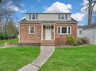 309 Midway Ave, Fanwood, NJ 07023