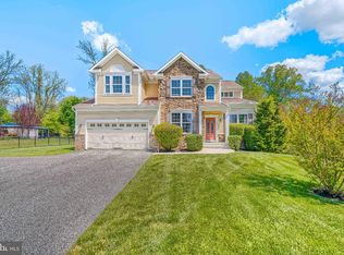 406 Sherwood Rd, Cockeysville, MD 21030