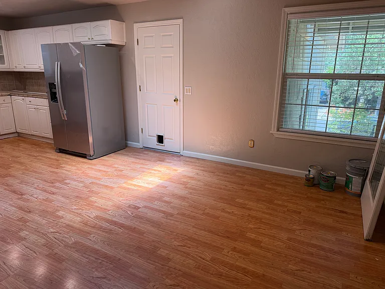 946 King Henry Way — Photo 11