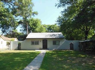 513 E 4th St, Mount Pleasant, TX 75455