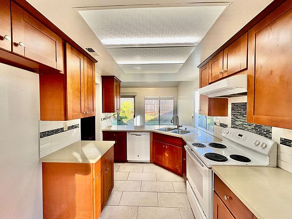 2nd image of 10062 Riverhead Dr