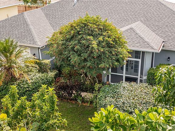 2nd image of 9044 Cypress Dr S