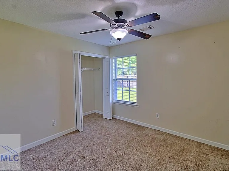 119 Grandview Dr — Photo 14