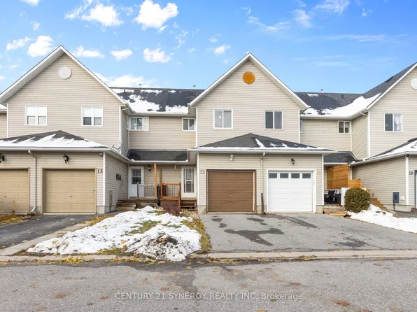240 Mississippi Ct #12, Carleton Place, ON K7C 4R1