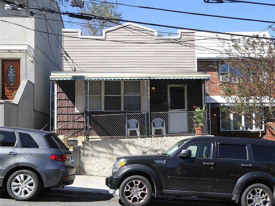 1st image of 52-16 72nd St