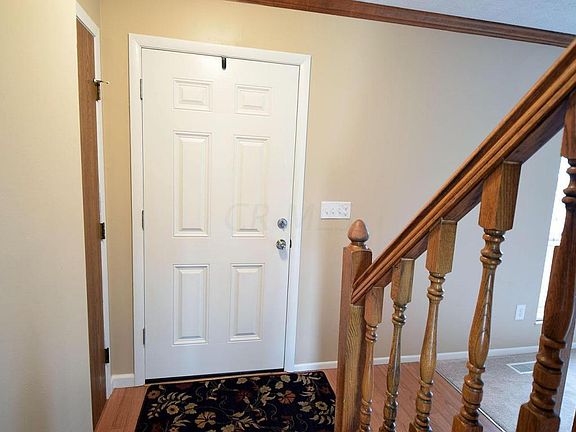 3rd image of 7861 Prairieview Dr