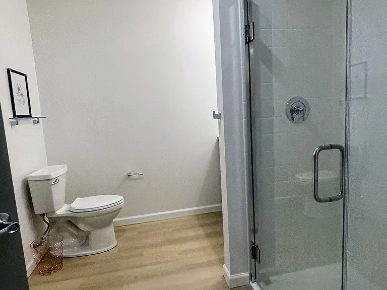 50 Prince Apartments — Photo 42