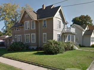 862 Franklin St #A, Oshkosh, WI 54901