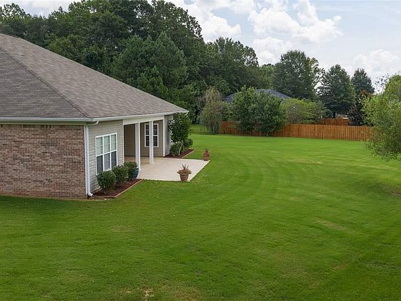 3rd image of 7306 Wood Creek Ct SE