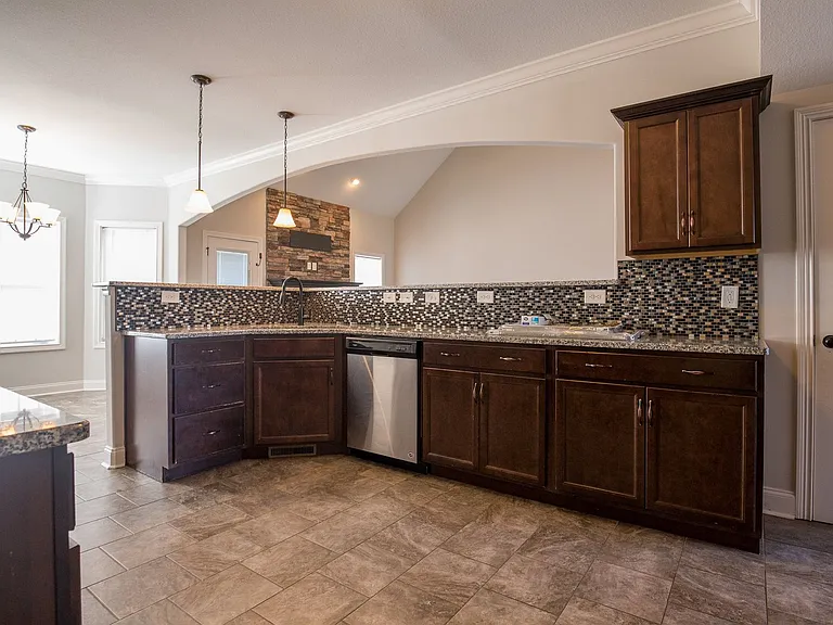 144 Thomas Traylor Ln — Photo 21
