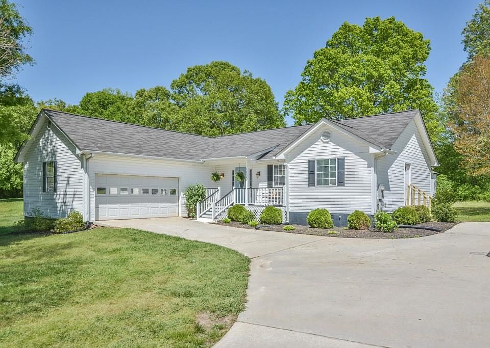 1st image of 5674 Holiday Cir