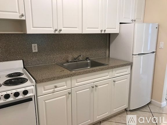 4th image of 1822 Dixianna St APT 3