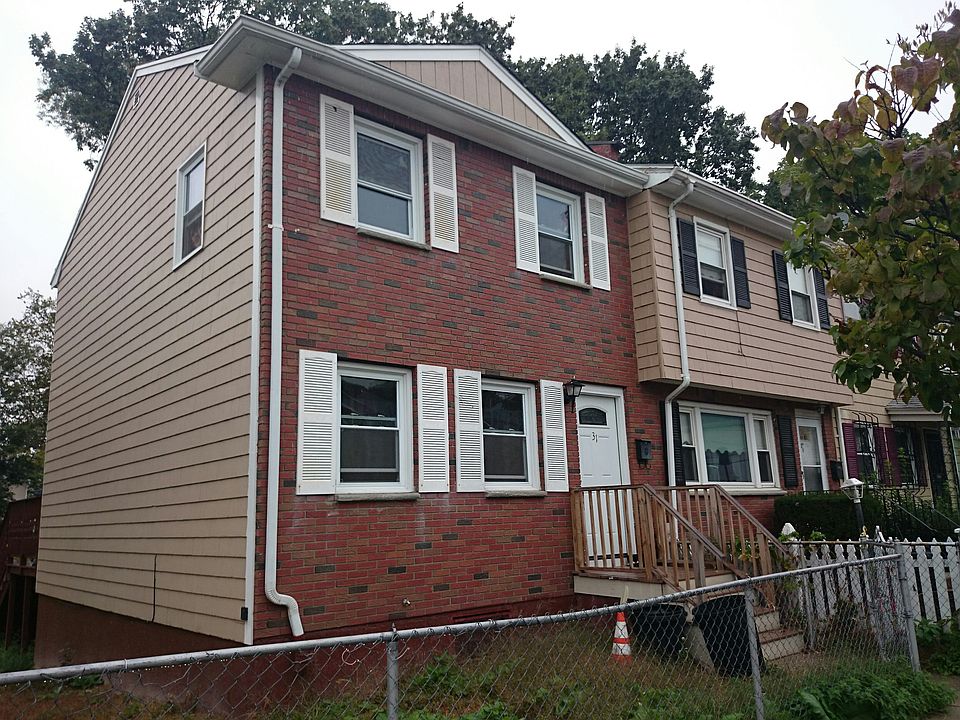 2nd image of 31 Jacob St