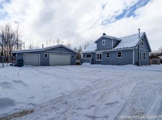 1655 N Golden Hills Dr, Palmer, AK 99645