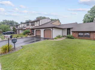 3 Winsor Ct, Sayreville, NJ
