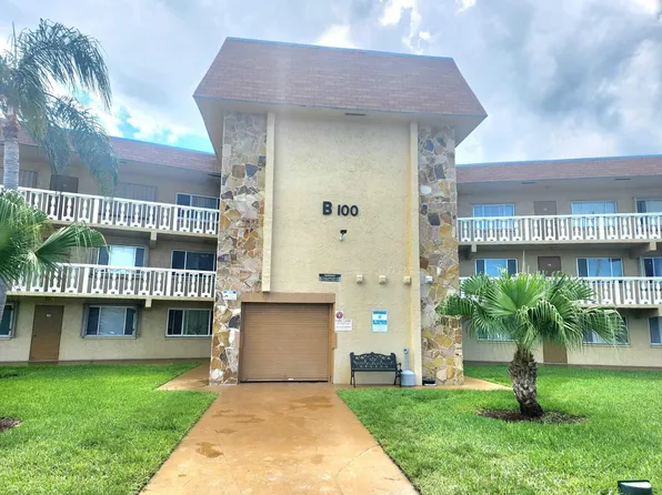 100 Village Green Circle E #B212, Palm Springs, FL 33461