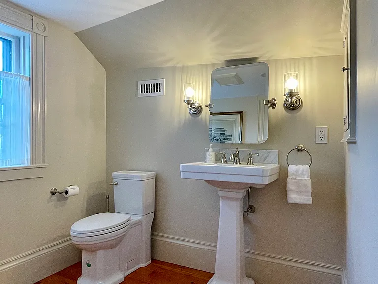 24 Chestnut St #2 — Photo 70