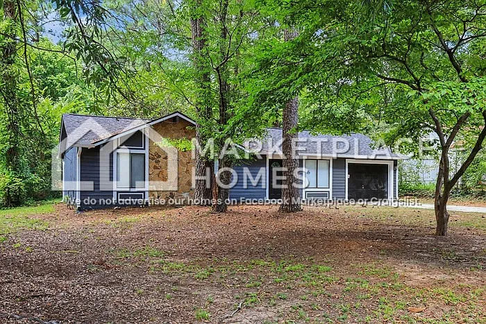 3 bed, 1.5 bath, 1056 sqft, $1,525 — Photo 4