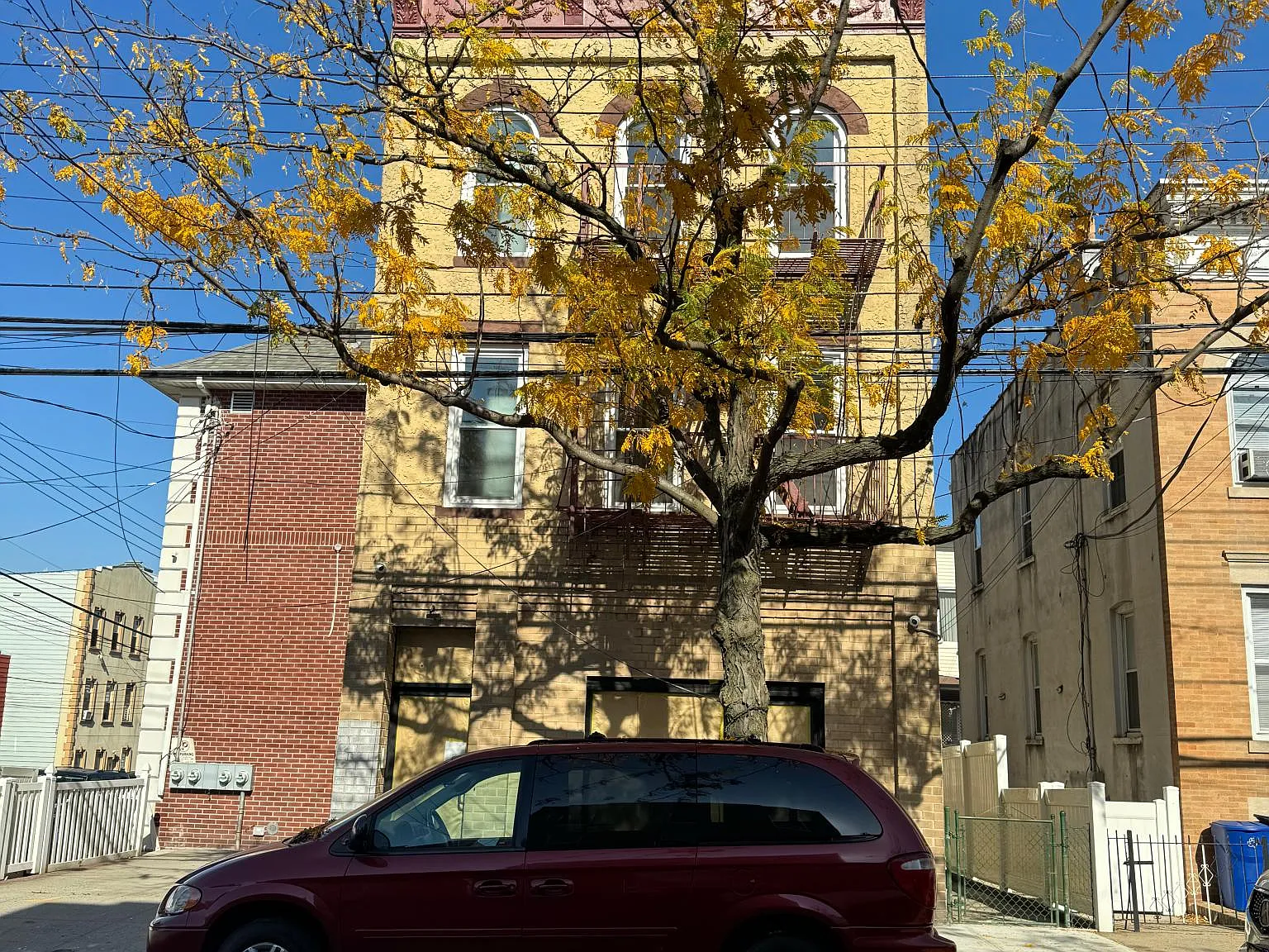 3 bed, $3,350 — Photo 1