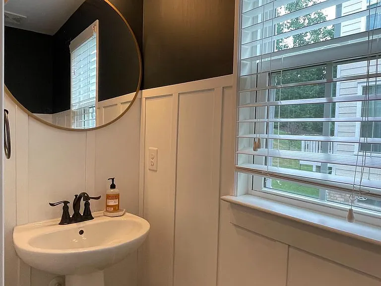 2309 Harmsworth Dr — Photo 9