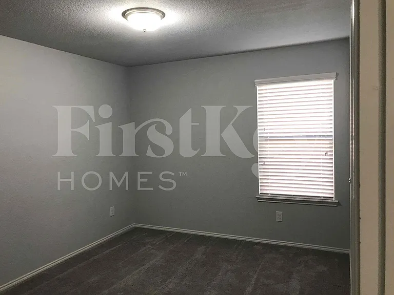 264 Callaghan Dr — Photo 16