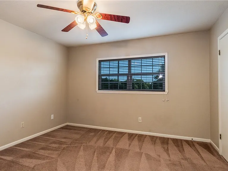 1801 Treehouse Trl #A — Photo 7